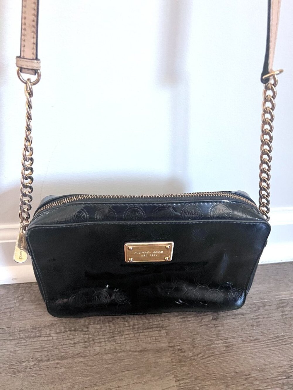 MICHAEL KORS Logo Black Jet Set Large Crossbody Shoulder Bag